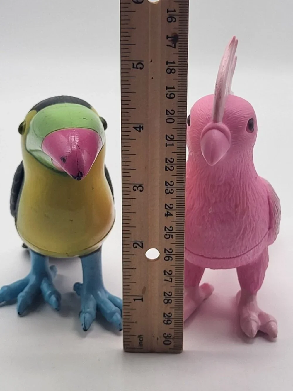 Ankyo Set of 2 Wildlife Birds Pink Cockatoo/Parakeet & Toucan Figures Toys